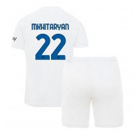 Inter Milan Henrikh Mkhitaryan #22 Replika babykläder Bortaställ Barn 2023-24 Kortärmad (+ korta byxor)
